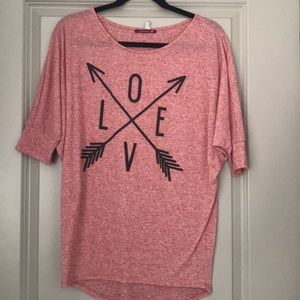 Tops - Boutique Love graphic T-shirt Medium Tops - Boutique Love graphic T-shirt Medium